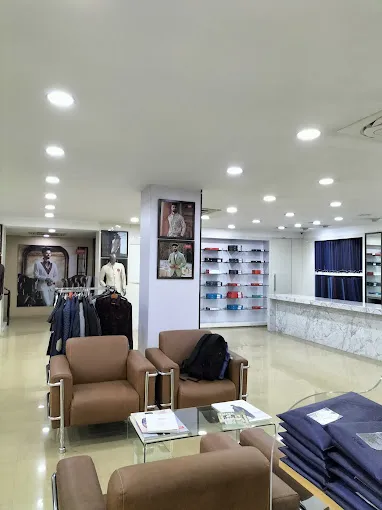 The Raymond shop